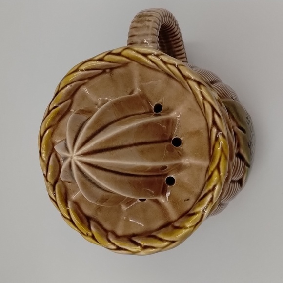 TILSO Juice Squeezer Vintage ceramic basket weave look tan with handle Japan - Picture 2 of 8